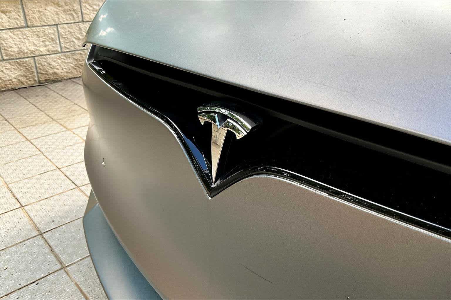 Thumbnail: 2022 Tesla Model S - 8