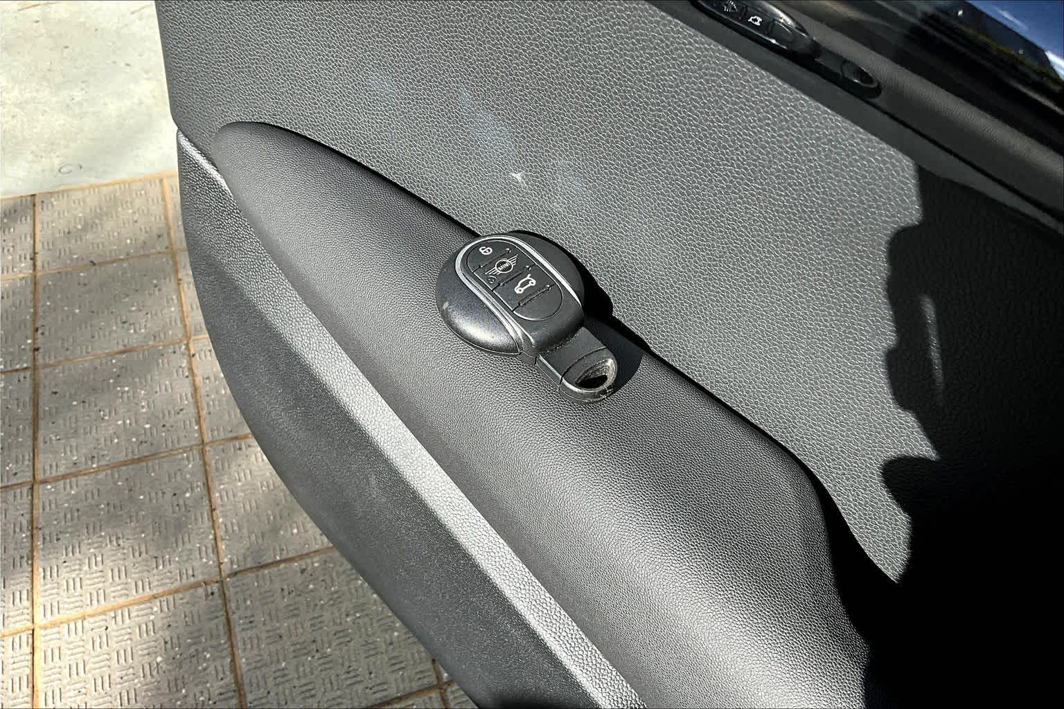 Thumbnail: 2024 MINI Cooper Hardtop - 19