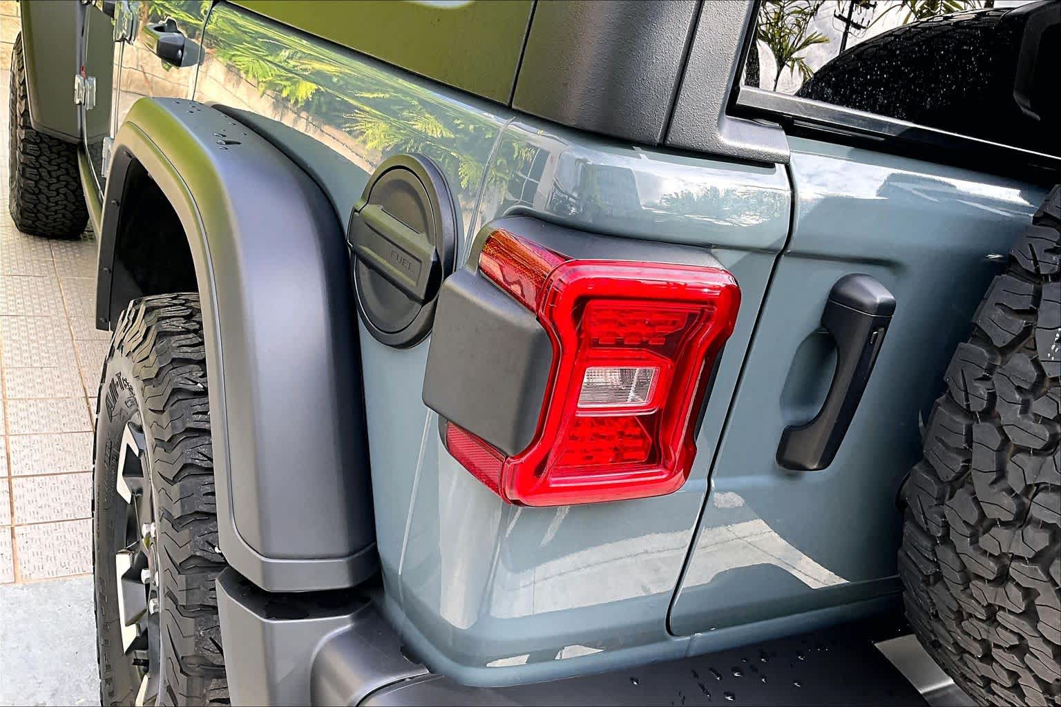 Thumbnail: 2024 Jeep Wrangler - 32