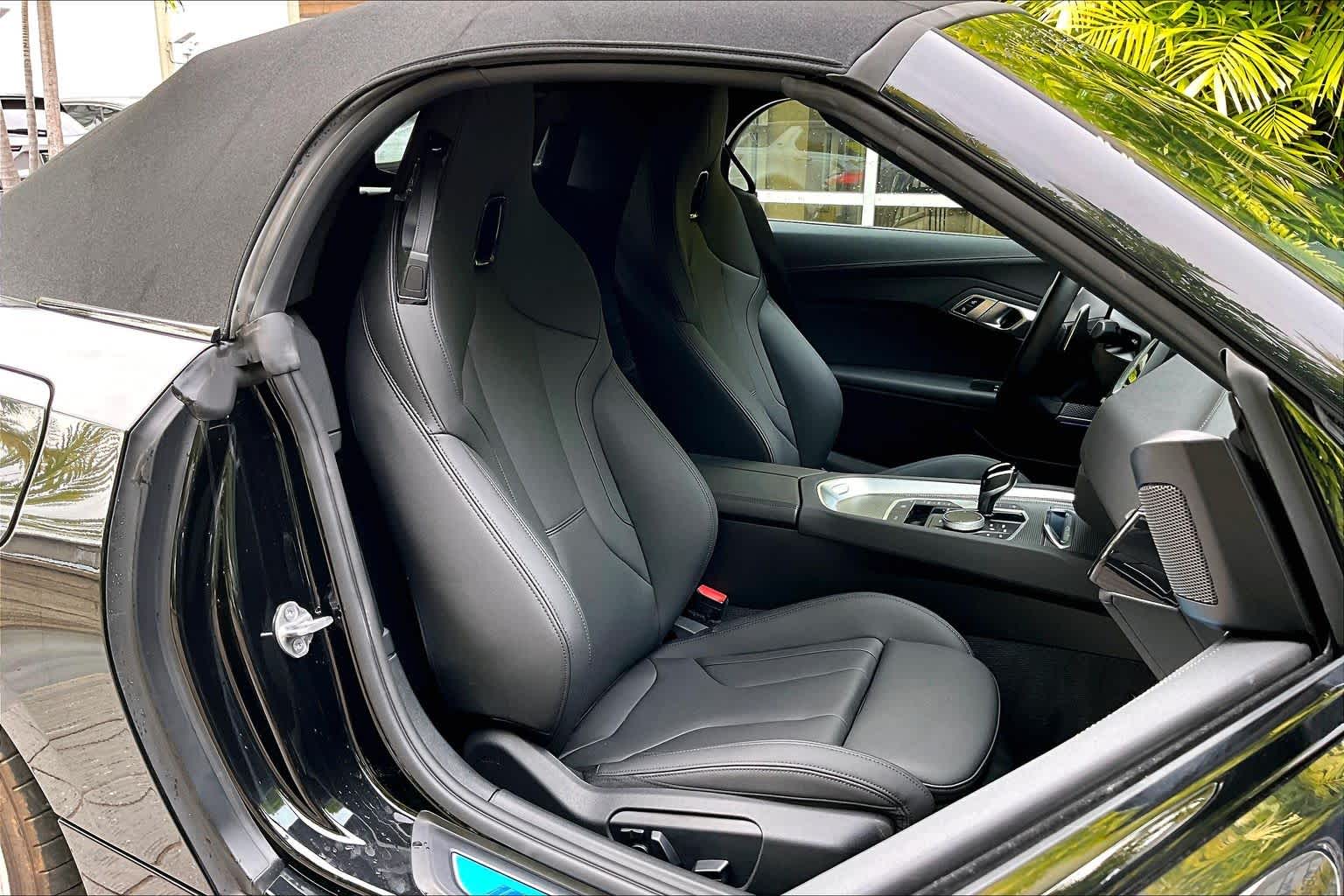 Thumbnail: 2024 BMW Z4 - 13