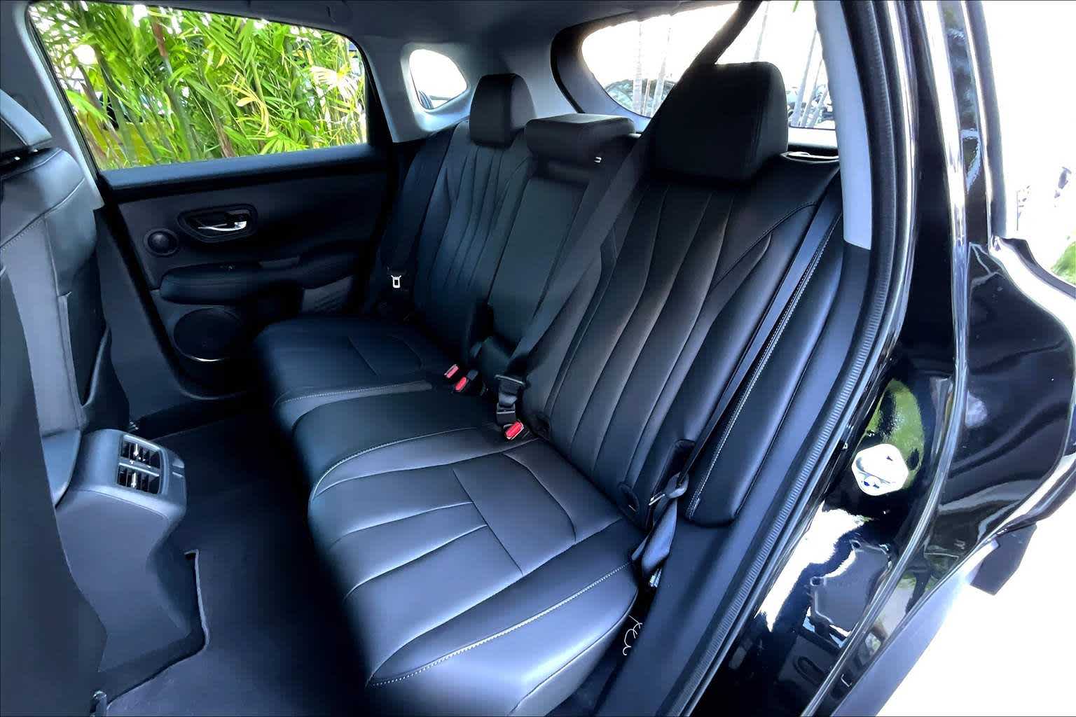 Thumbnail: 2025 Acura ADX - 13