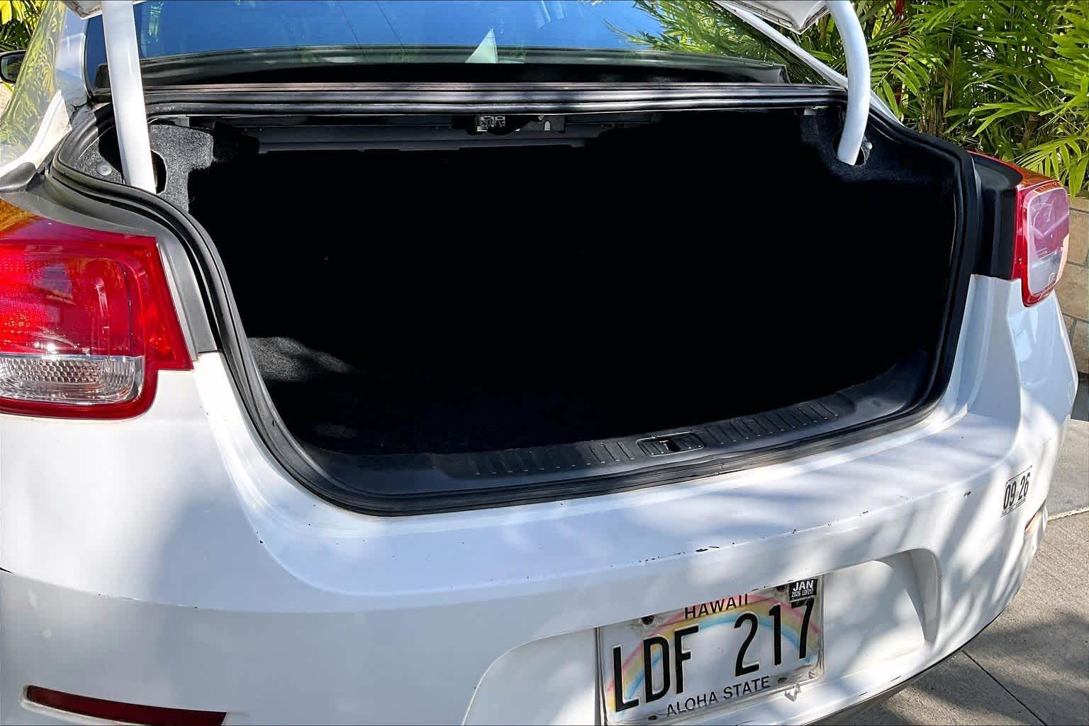 Thumbnail: 2013 Chevrolet Malibu - 19