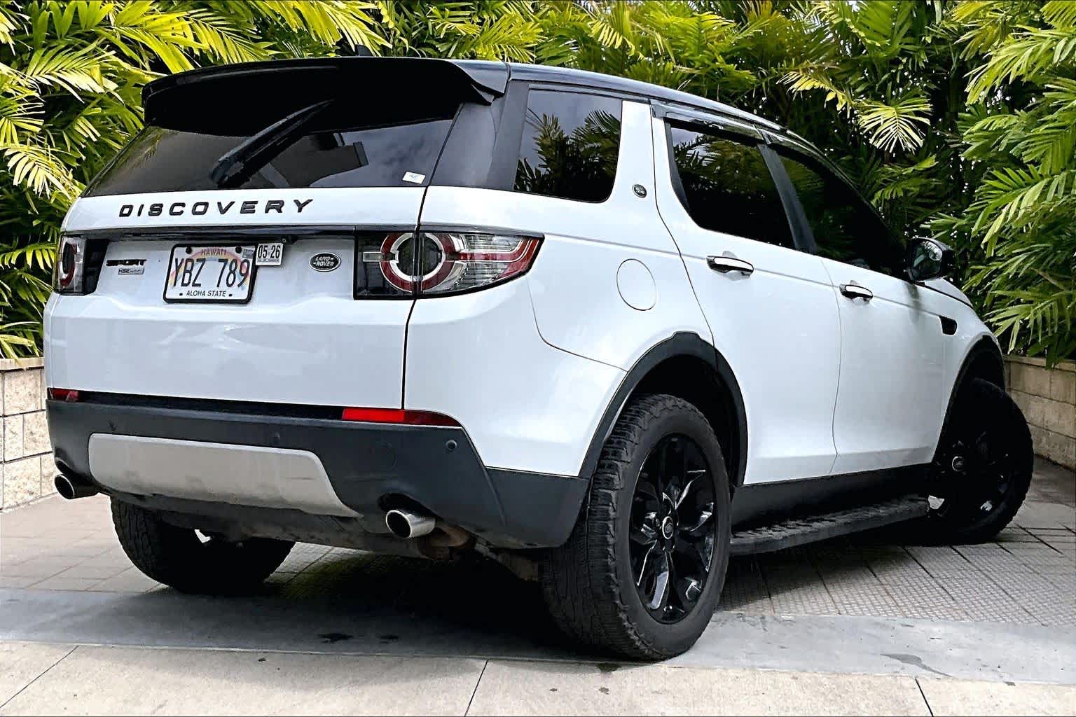 Thumbnail: 2015 Land Rover Discovery Sport - 23