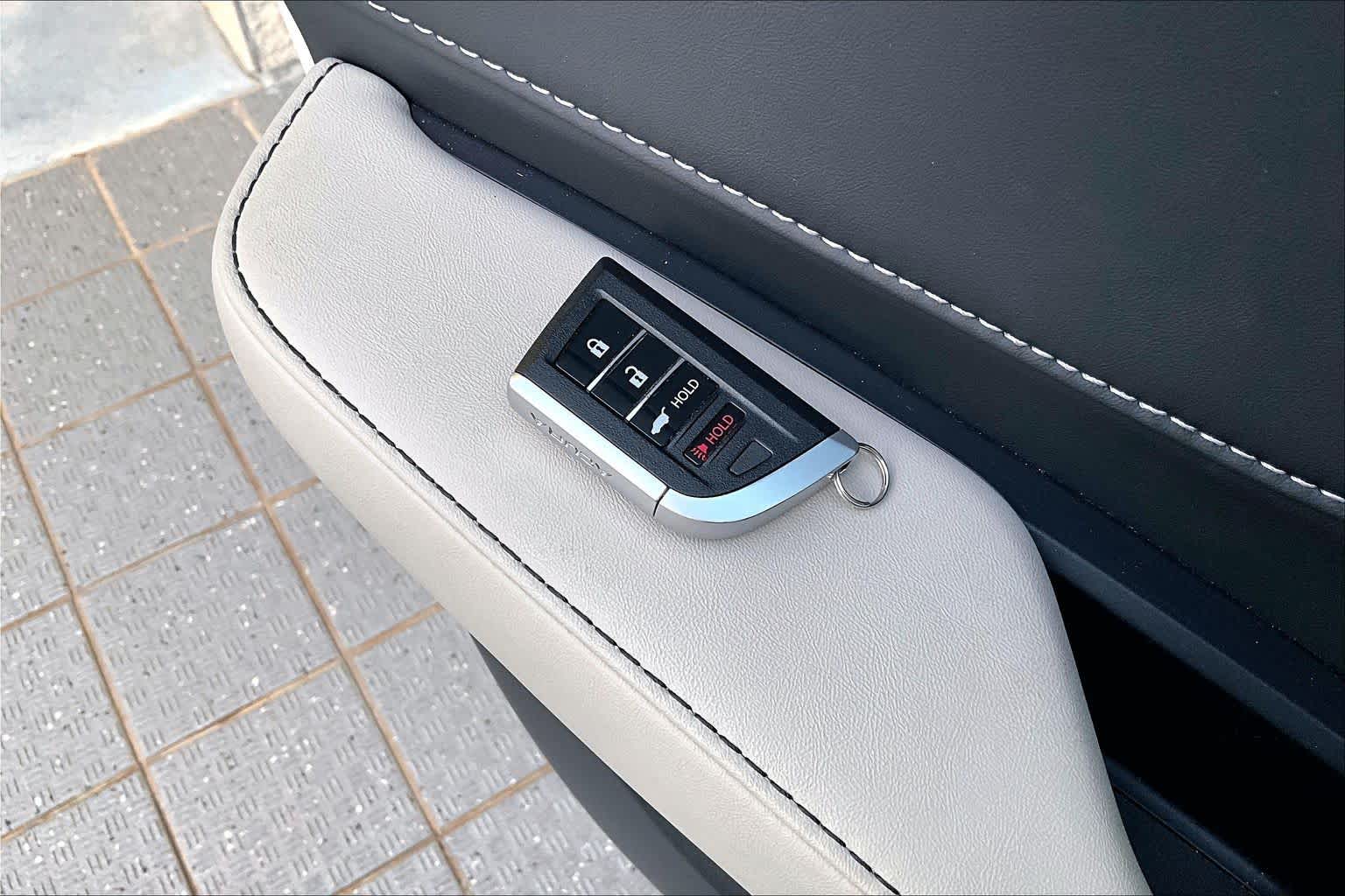 Thumbnail: 2025 Acura RDX - 19