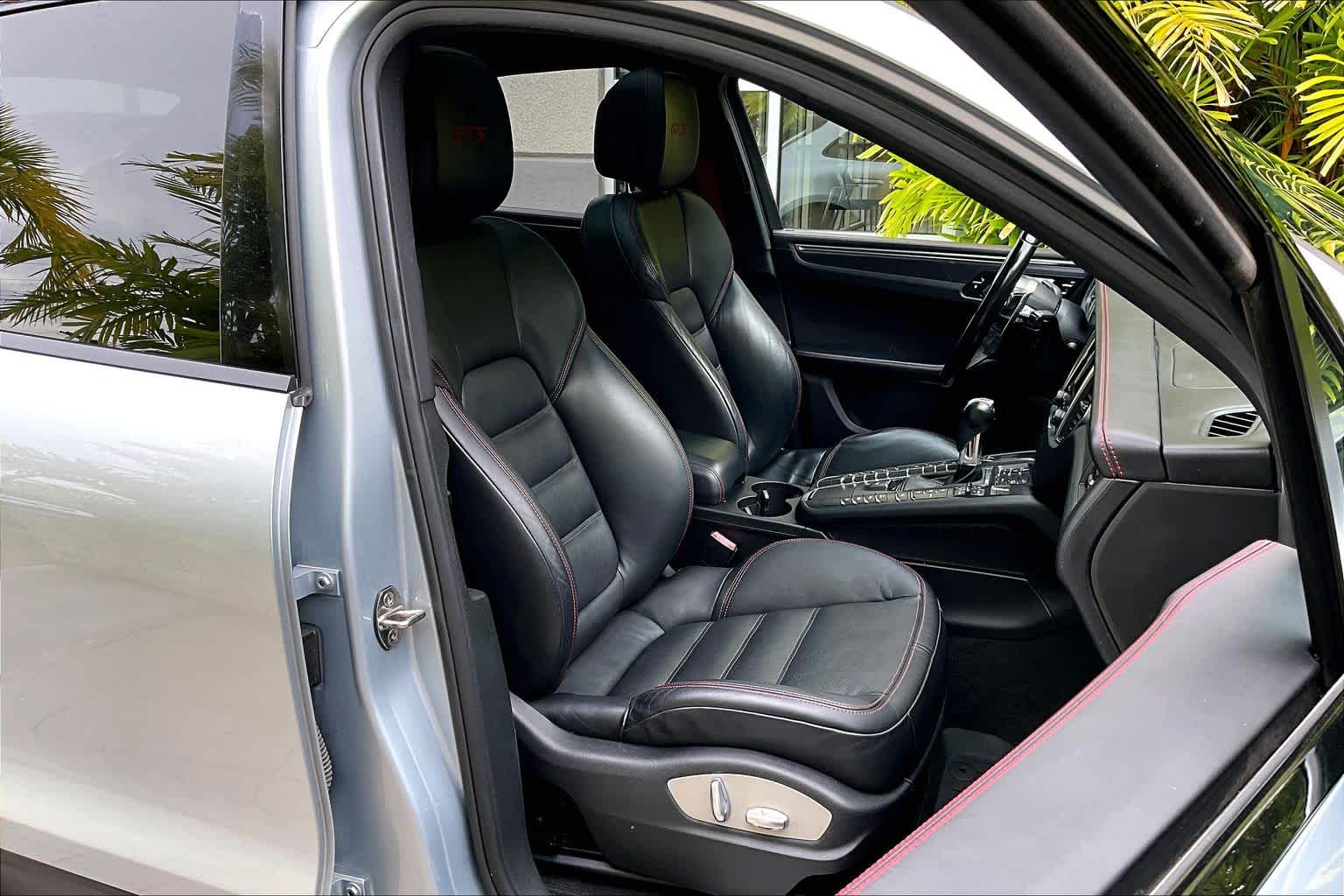 Thumbnail: 2017 Porsche Macan - 14