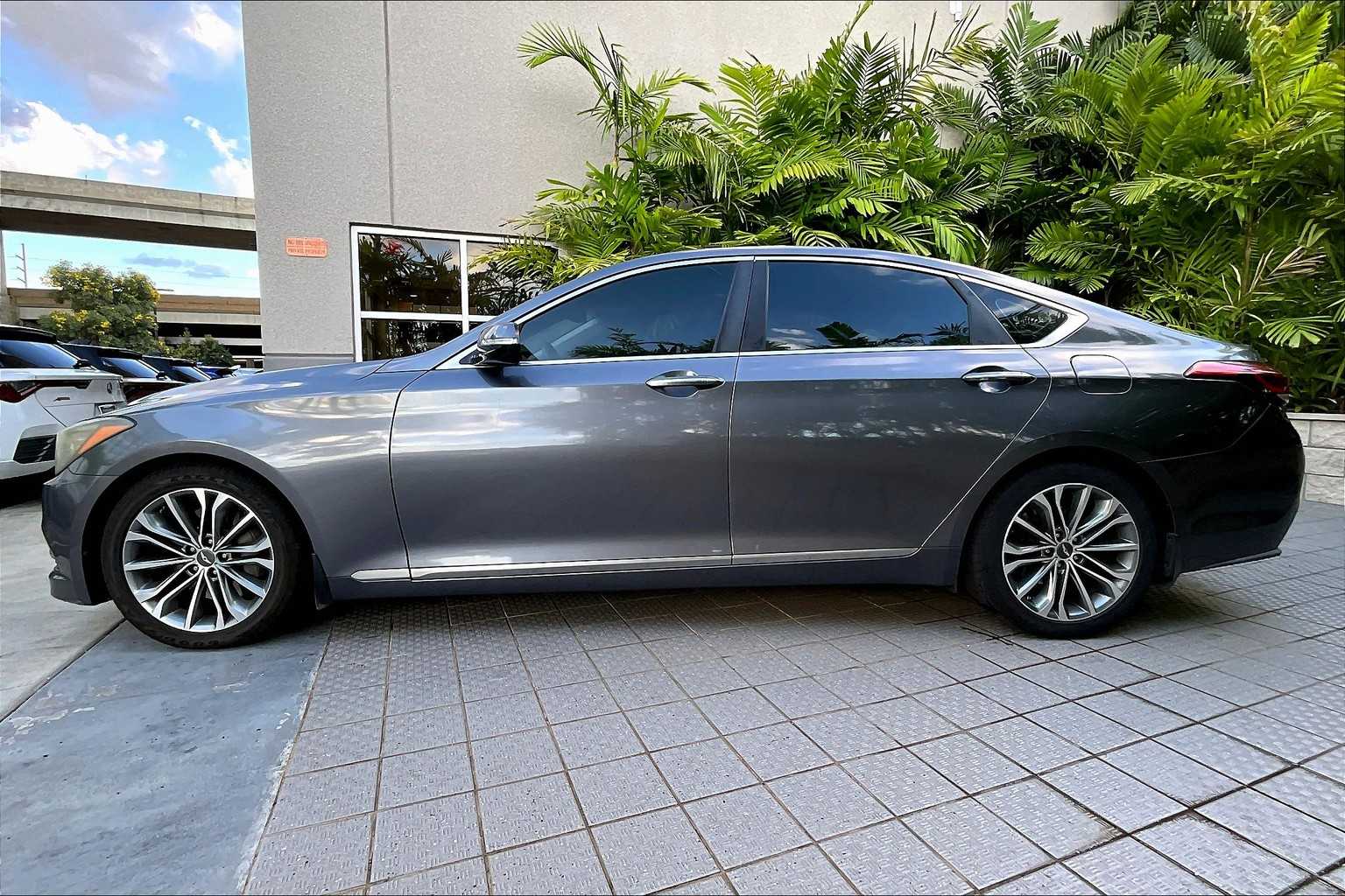Thumbnail: 2016 Hyundai Genesis - 4