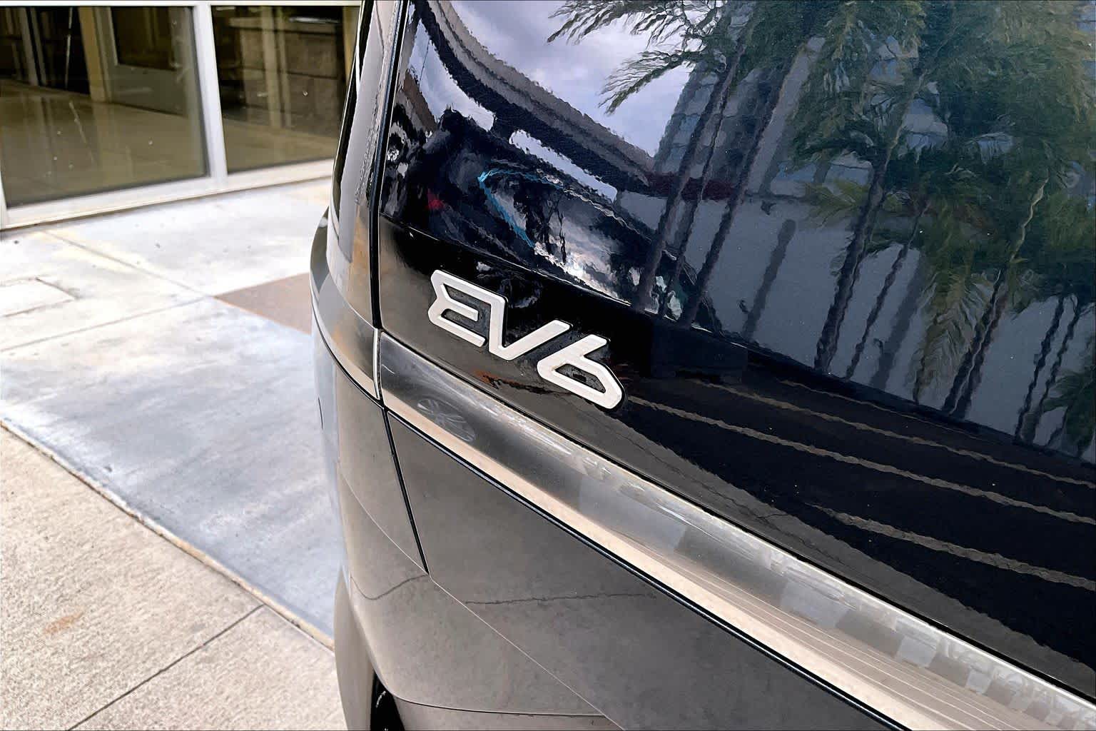 Thumbnail: 2024 Kia EV6 - 8