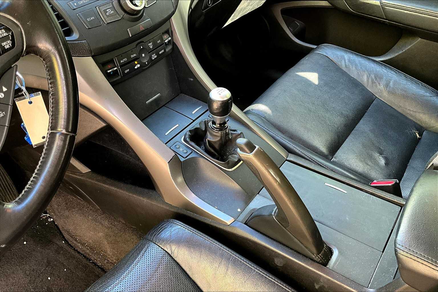 Thumbnail: 2010 Acura TSX - 17