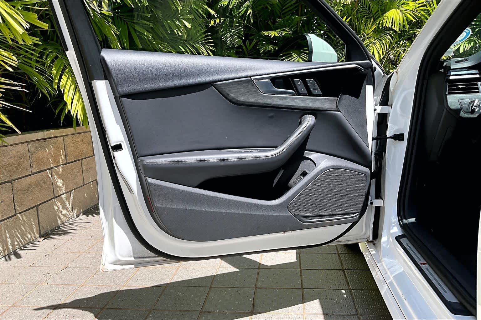 Thumbnail: 2022 Audi A4 - 28