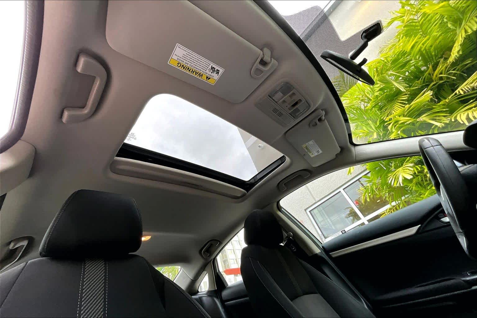 Thumbnail: 2017 Honda Civic - 31