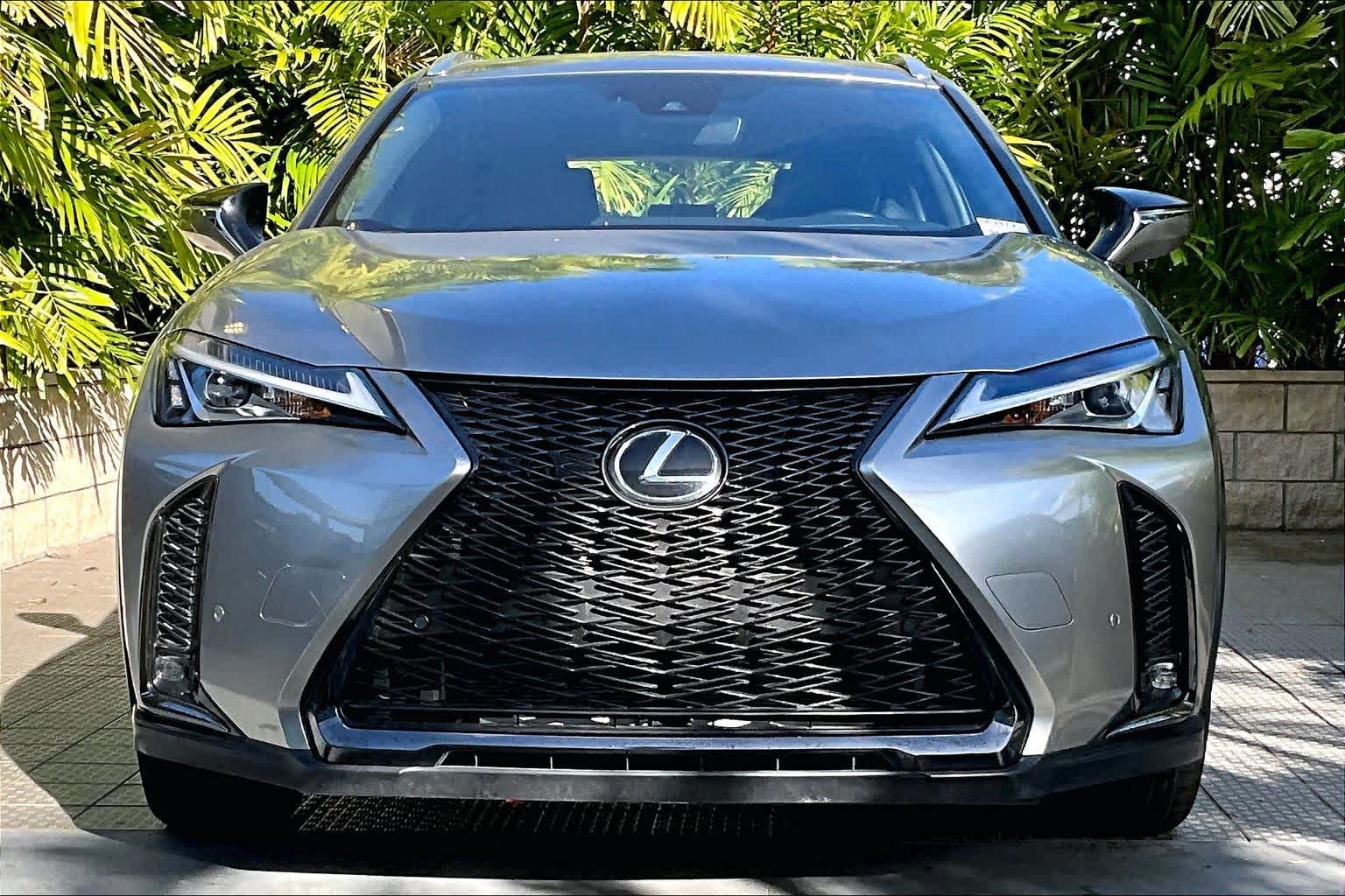 Thumbnail: 2020 Lexus UX - 7