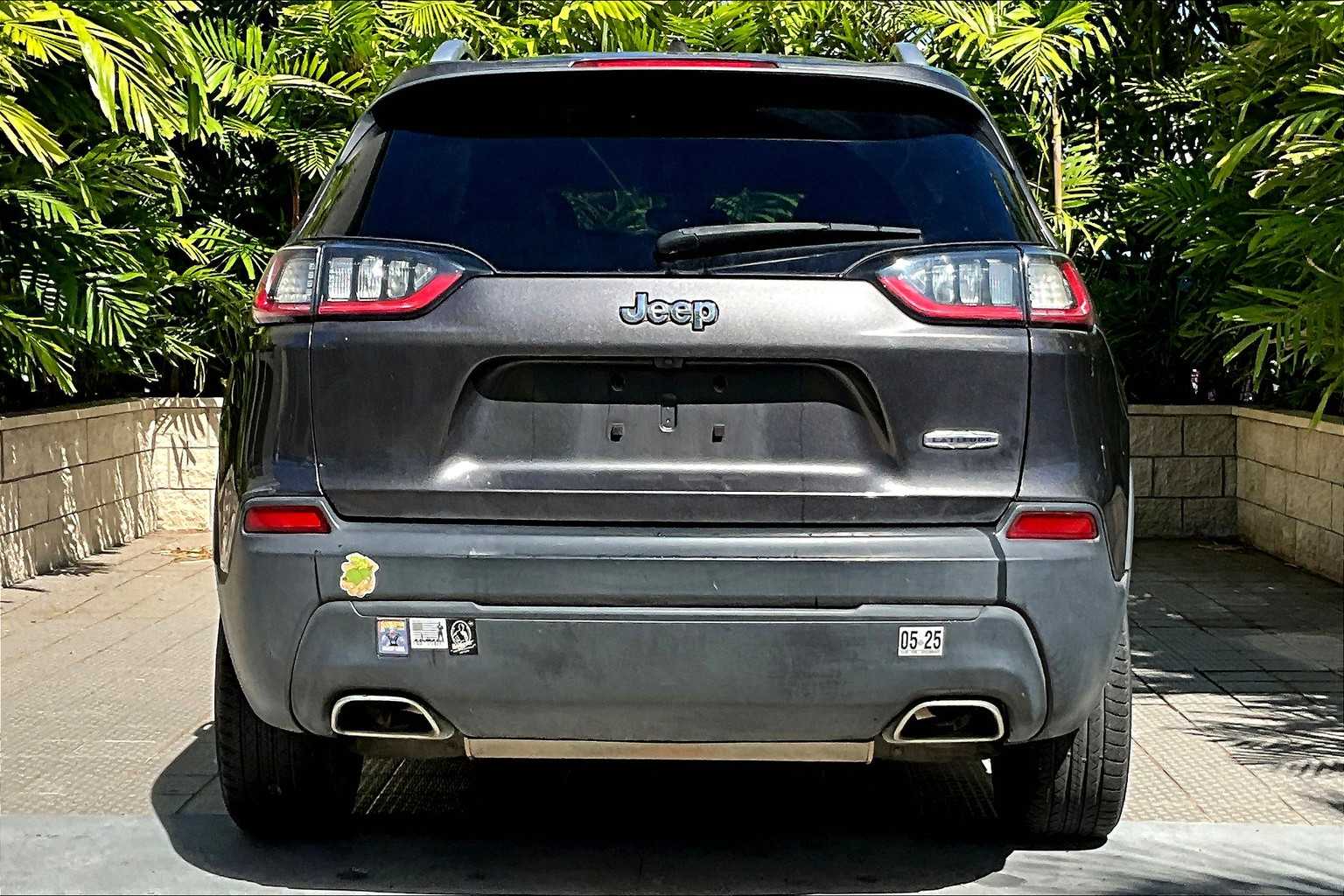 Thumbnail: 2019 Jeep Cherokee - 6