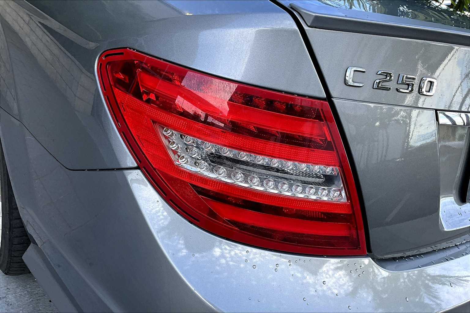 Thumbnail: 2012 Mercedes-Benz C-Class - 33