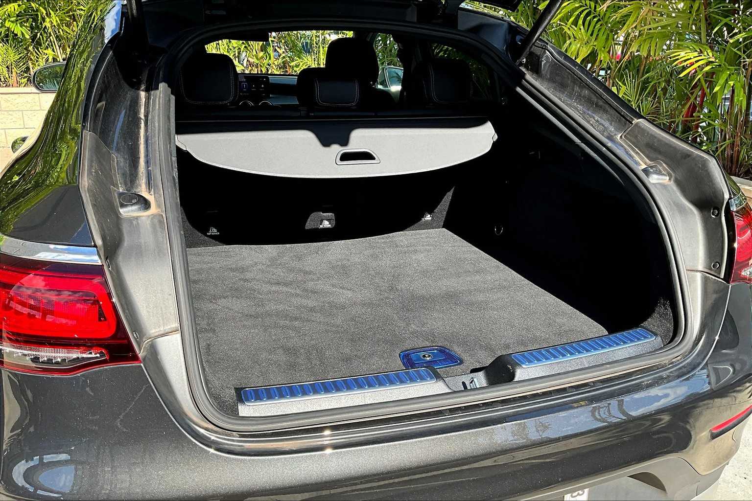 Thumbnail: 2023 Mercedes-Benz GLC - 19