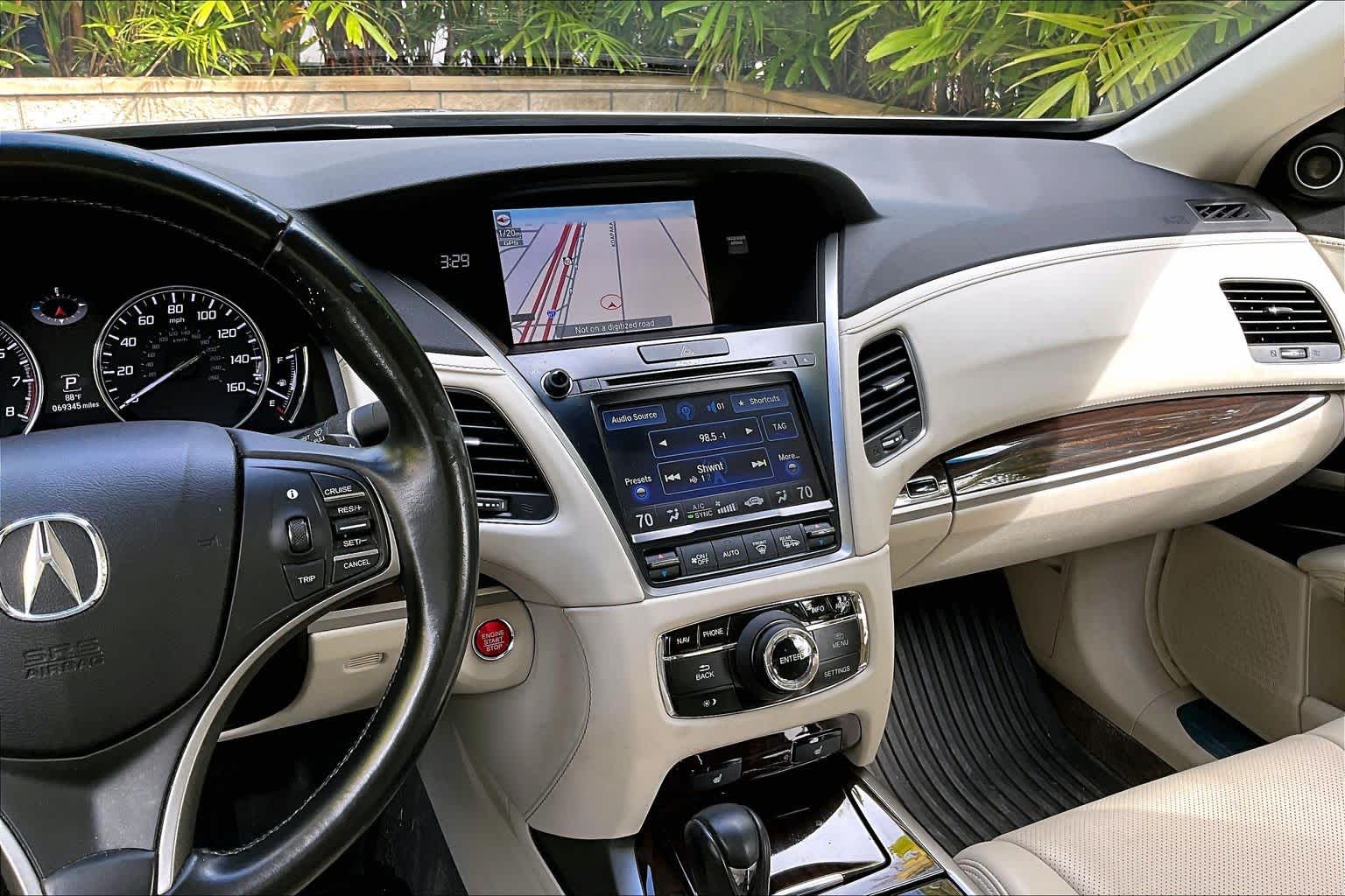 Thumbnail: 2014 Acura RLX - 16