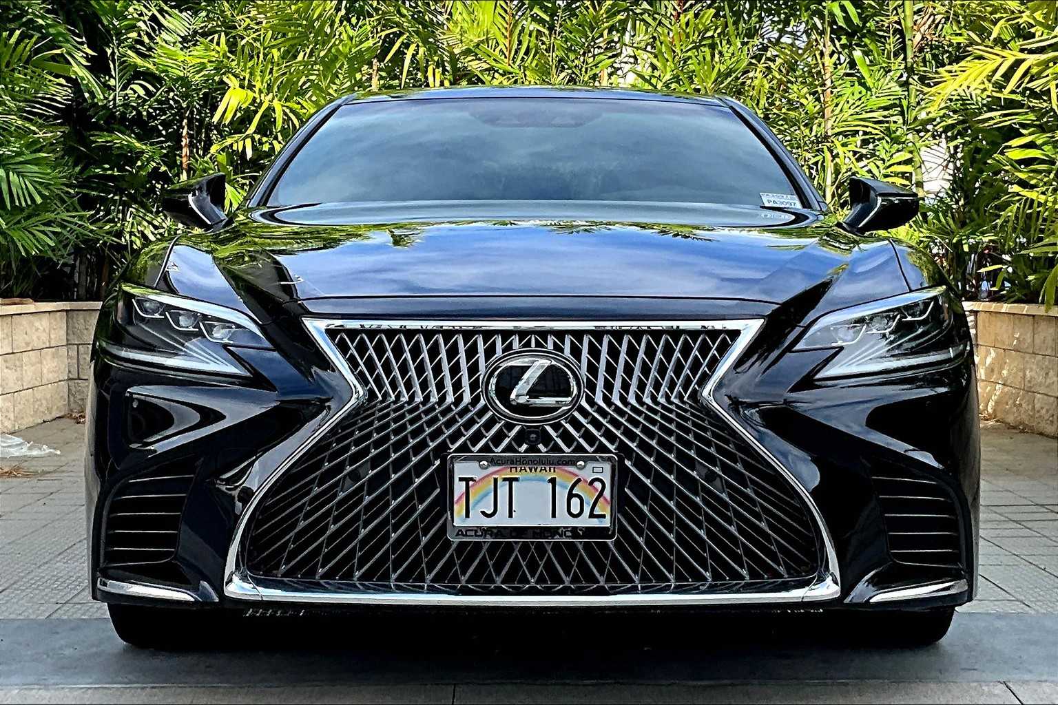 Thumbnail: 2018 Lexus LS - 6