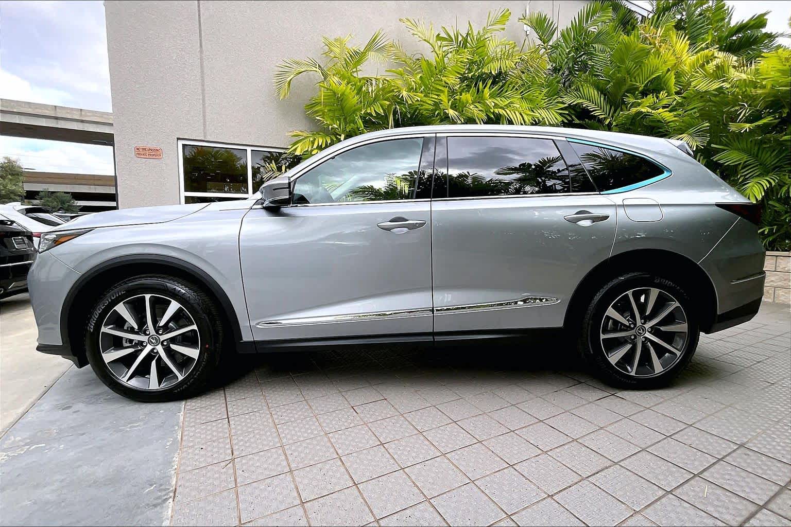 Thumbnail: 2026 Acura MDX - 4