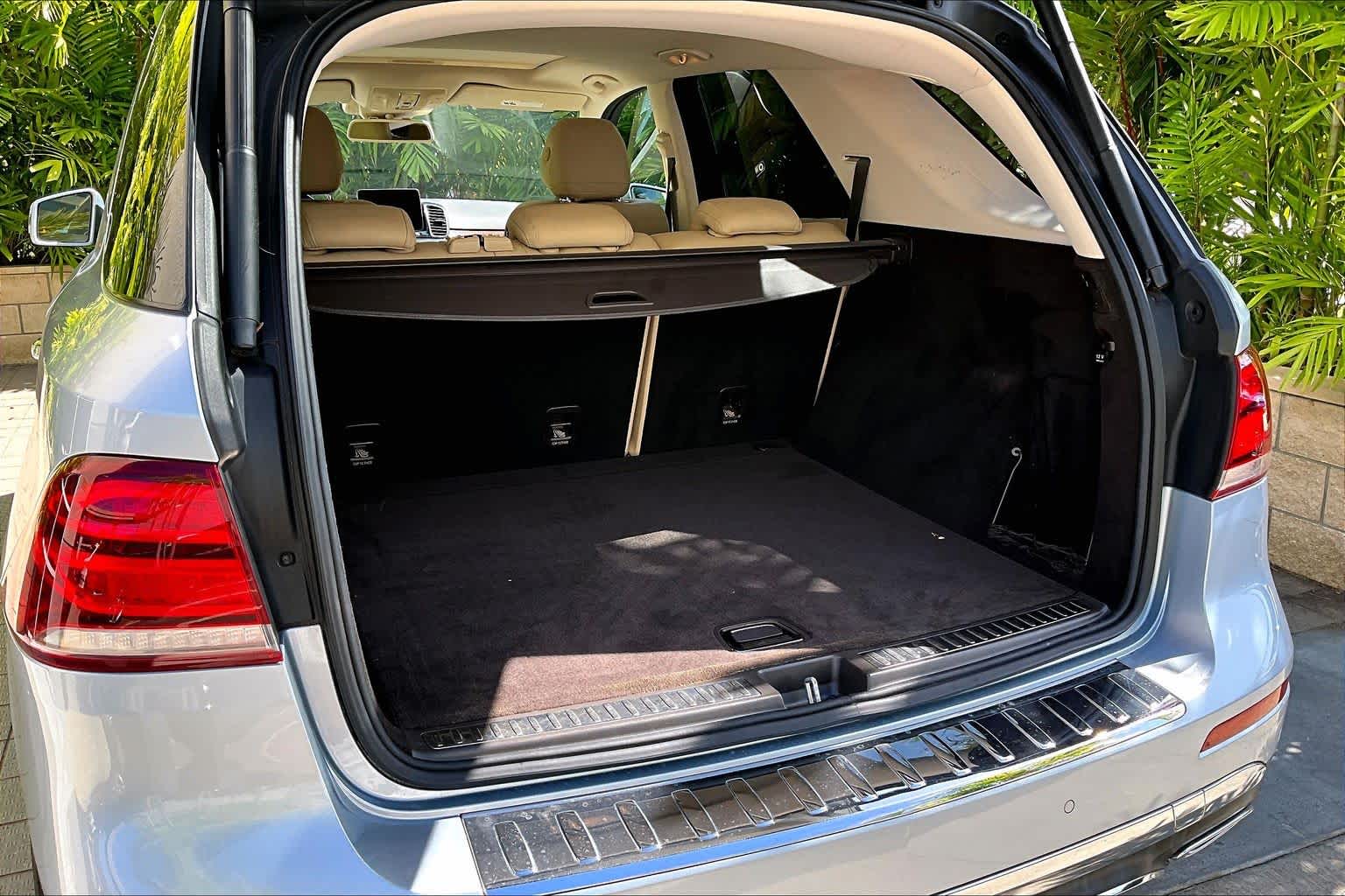 Thumbnail: 2017 Mercedes-Benz GLE - 19