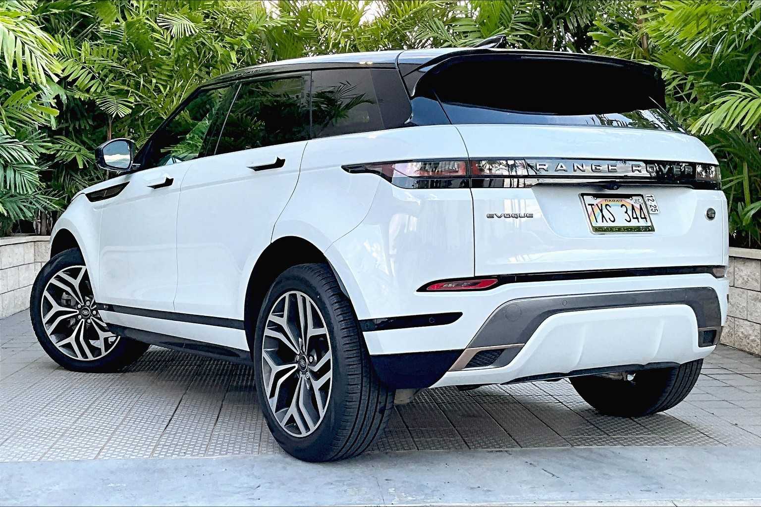 Thumbnail: 2020 Land Rover Range Rover Evoque - 5