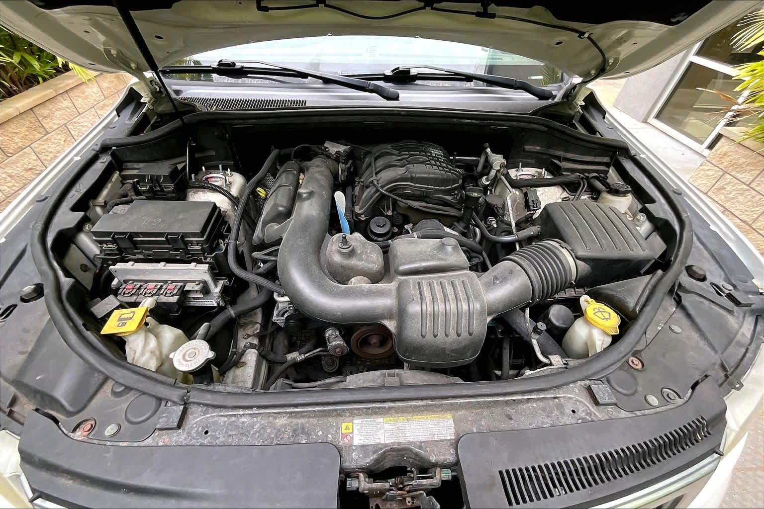 Thumbnail: 2011 Jeep Grand Cherokee - 10