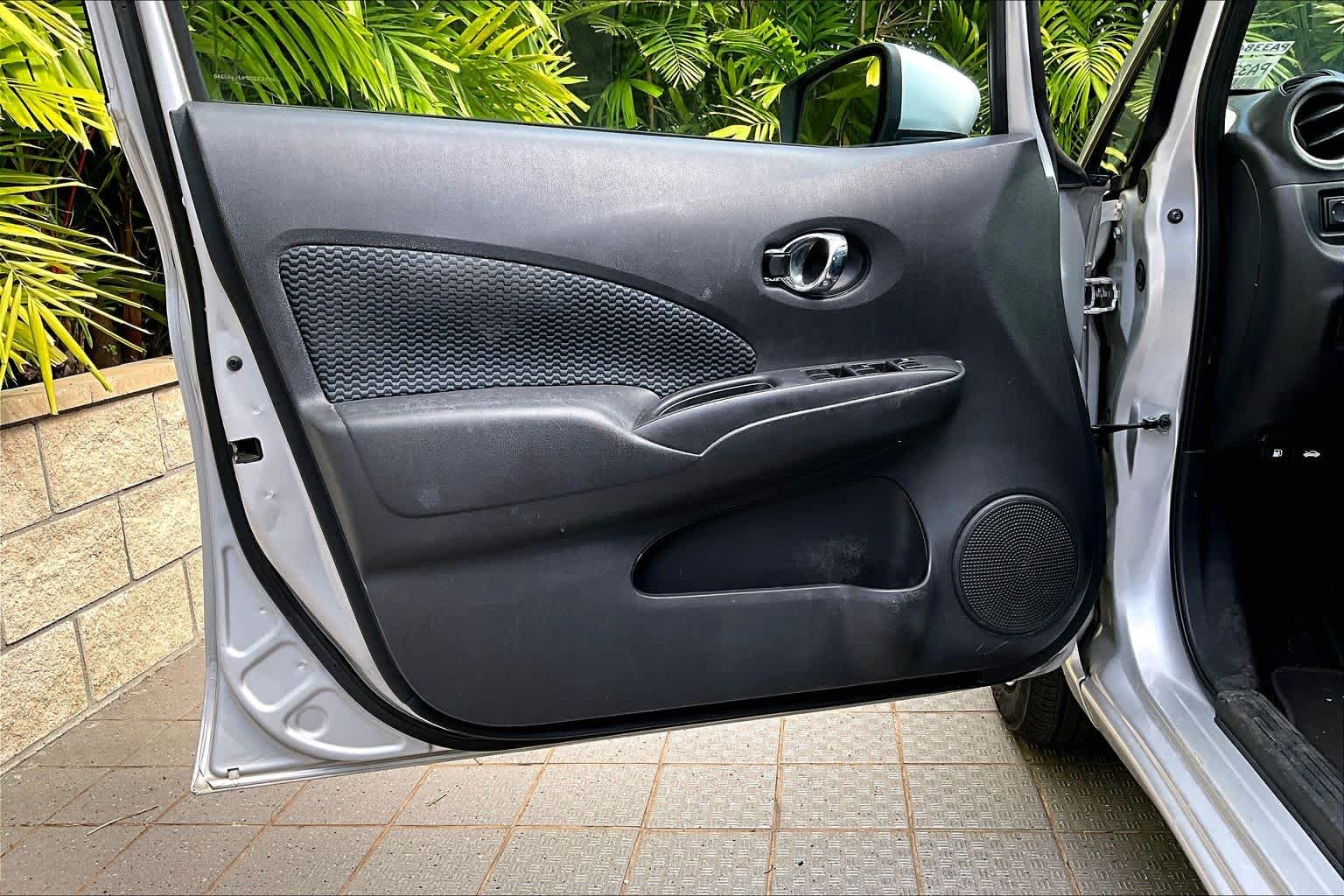 Thumbnail: 2018 Nissan Versa Note - 28