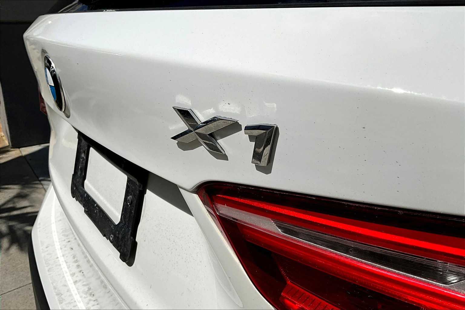 Thumbnail: 2016 BMW X1 - 8