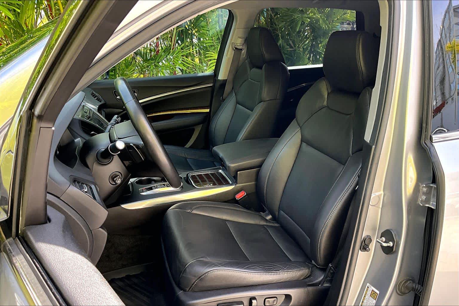 Thumbnail: 2017 Acura MDX - 12