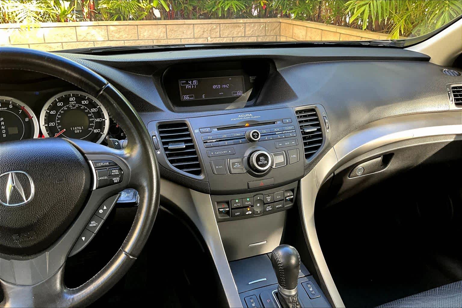 Thumbnail: 2010 Acura TSX - 16