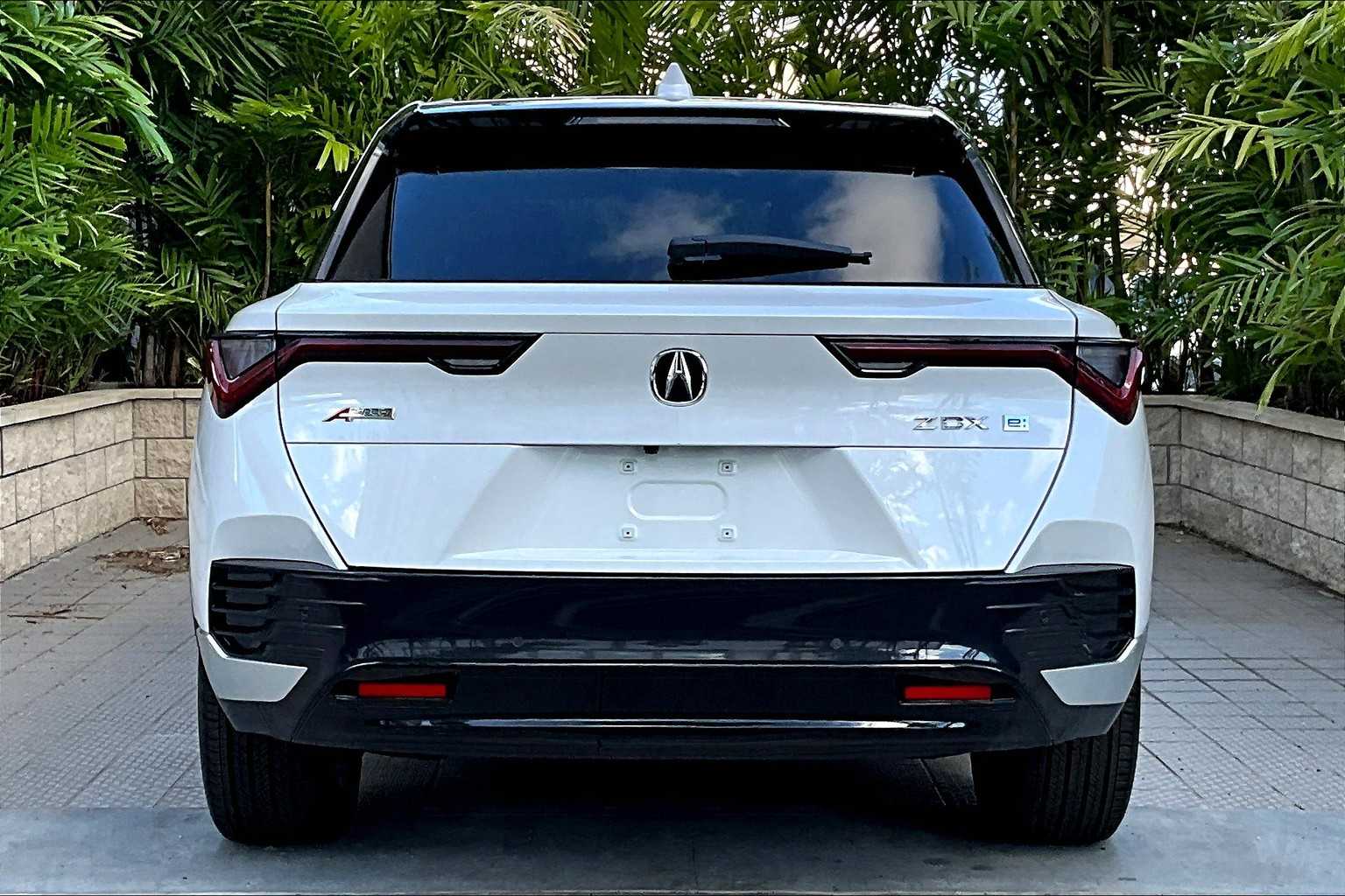 Thumbnail: 2024 Acura ZDX - 5