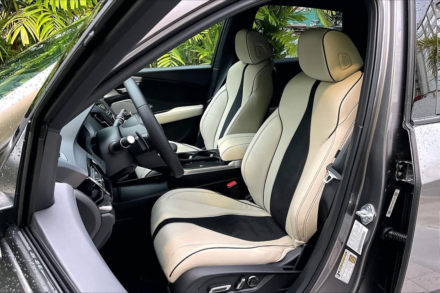 Thumbnail: 2026 Acura RDX - 12