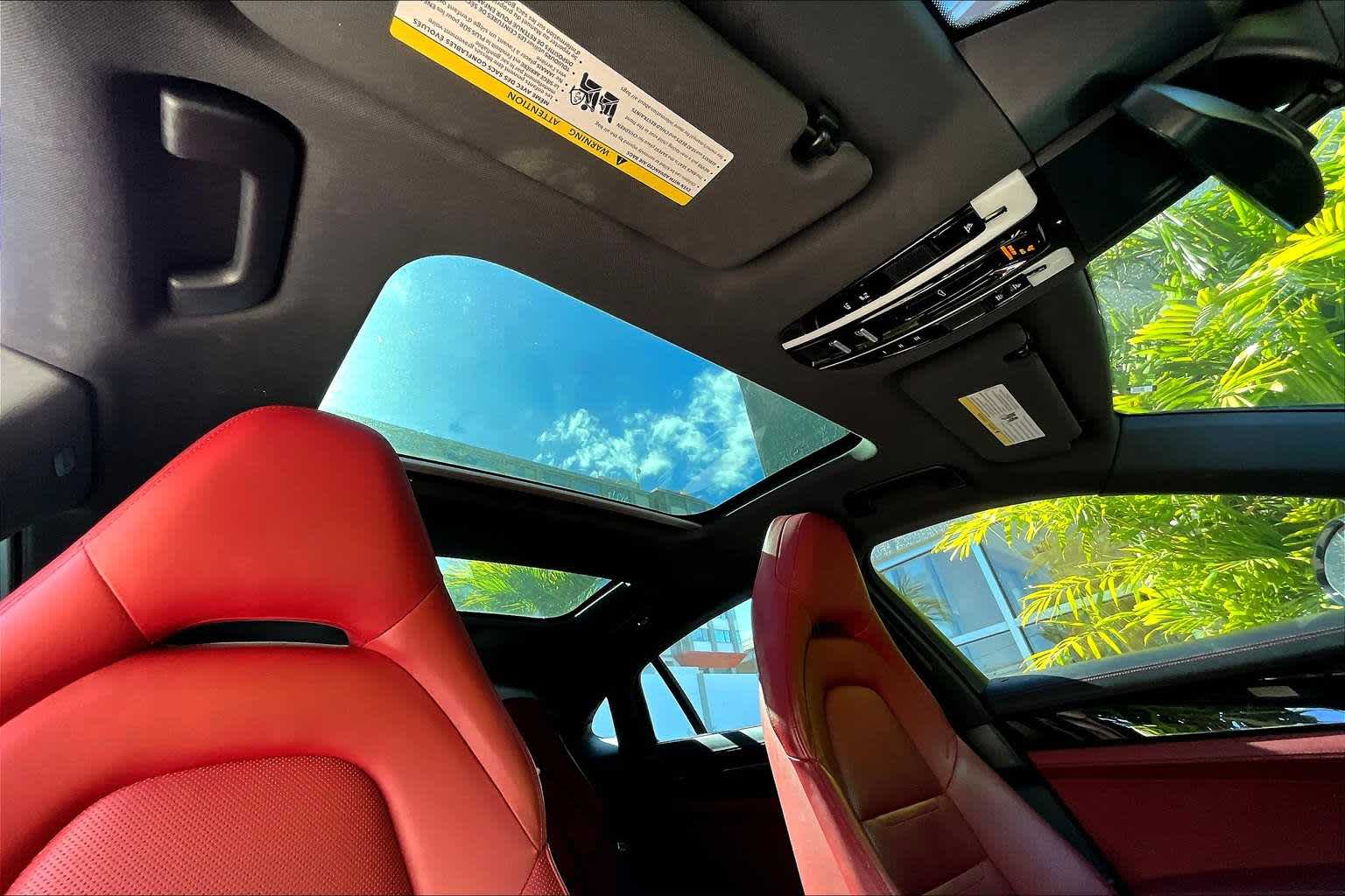 Thumbnail: 2020 Porsche Panamera - 31