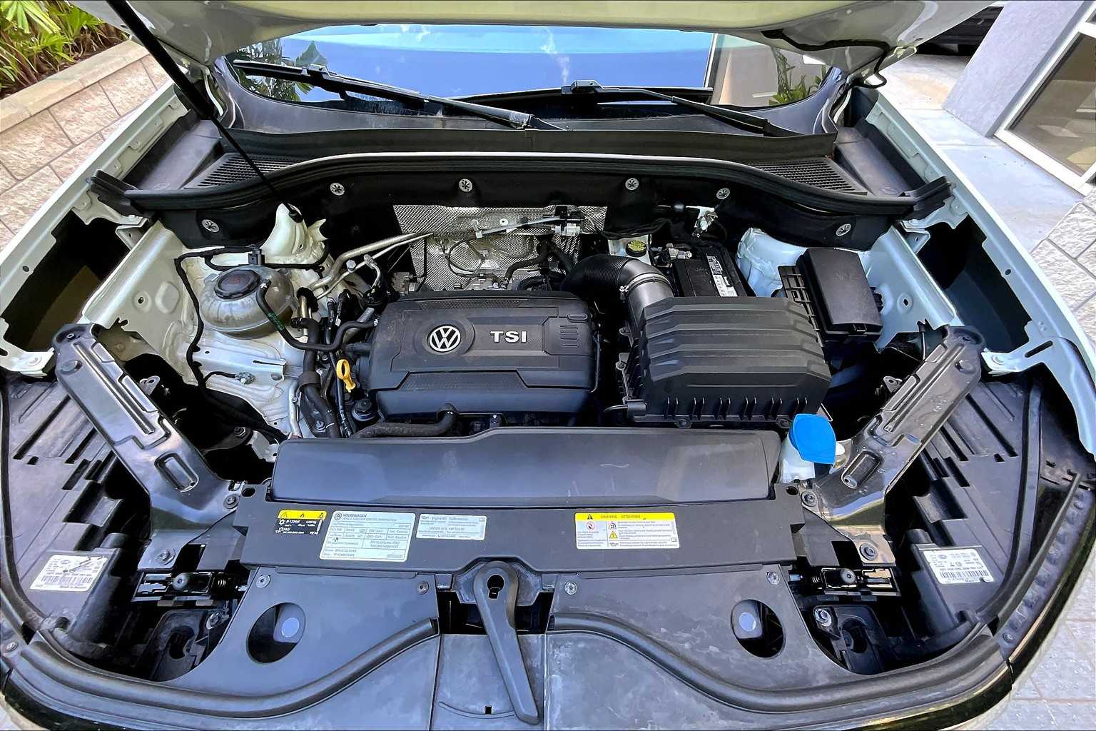 Thumbnail: 2021 Volkswagen Atlas - 10