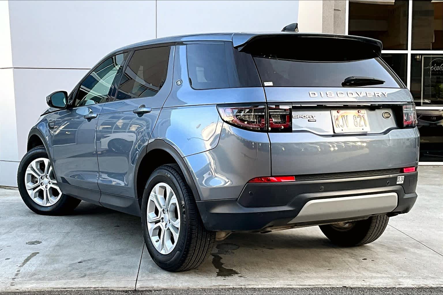 Thumbnail: 2020 Land Rover Discovery Sport - 4