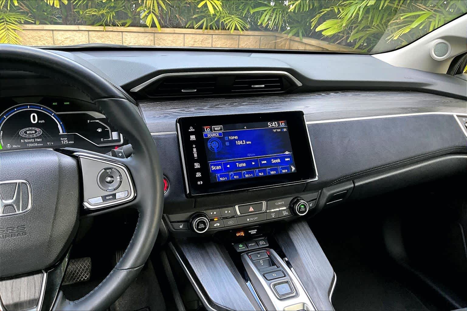 Thumbnail: 2018 Honda Clarity - 16