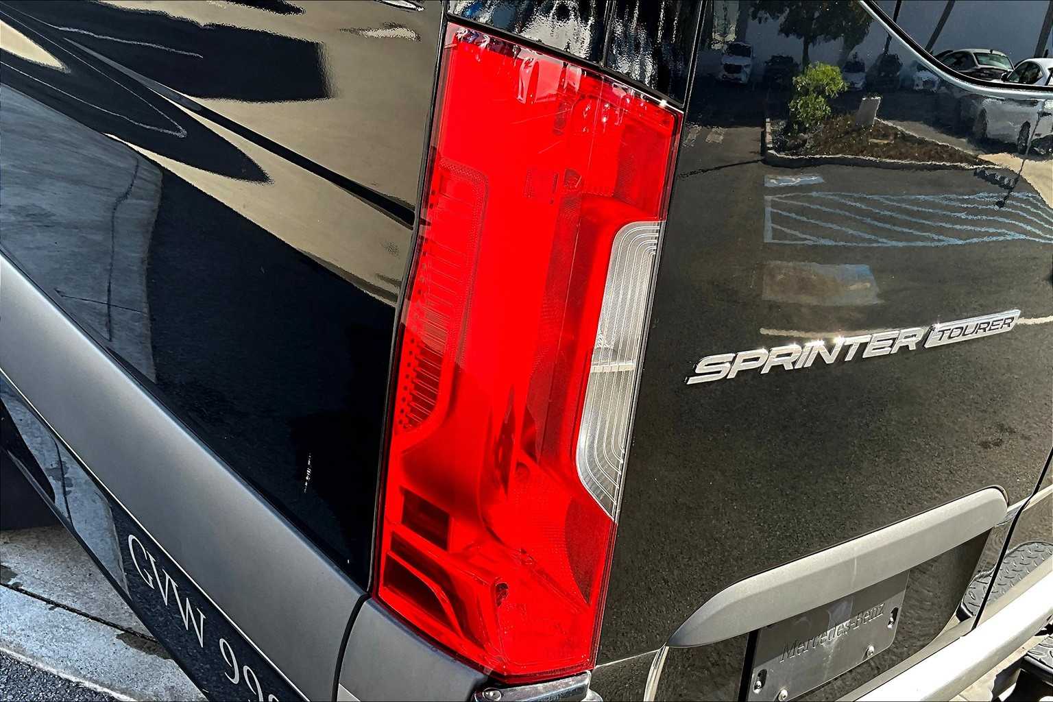 Thumbnail: 2022 Mercedes-Benz Sprinter - 33