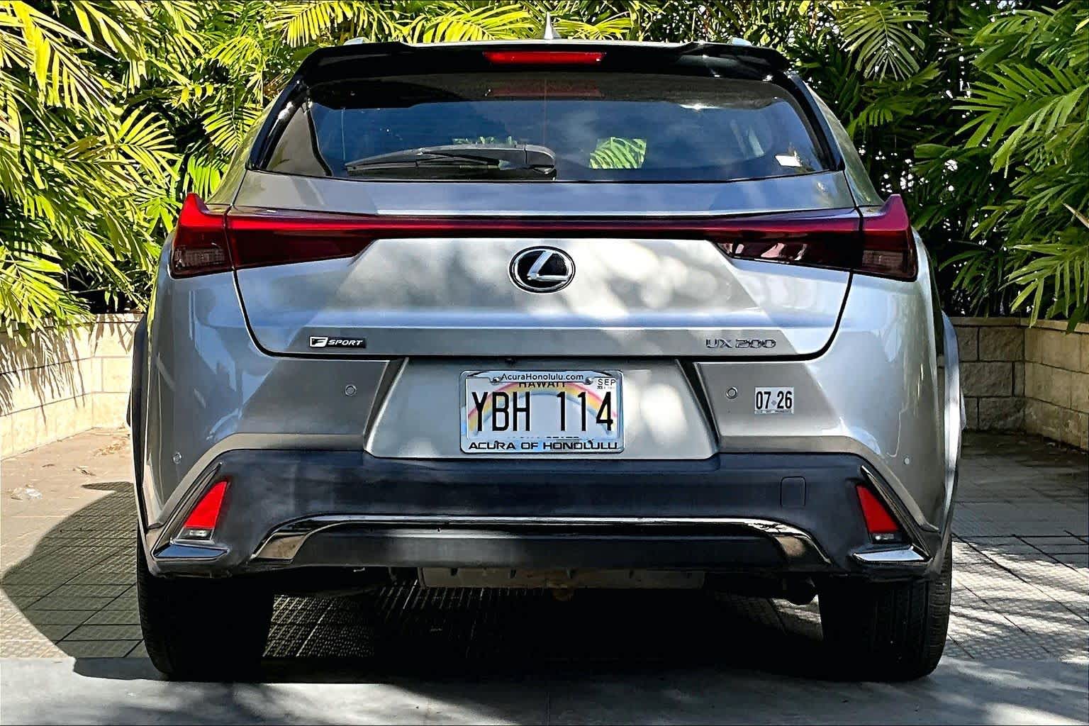 Thumbnail: 2020 Lexus UX - 6