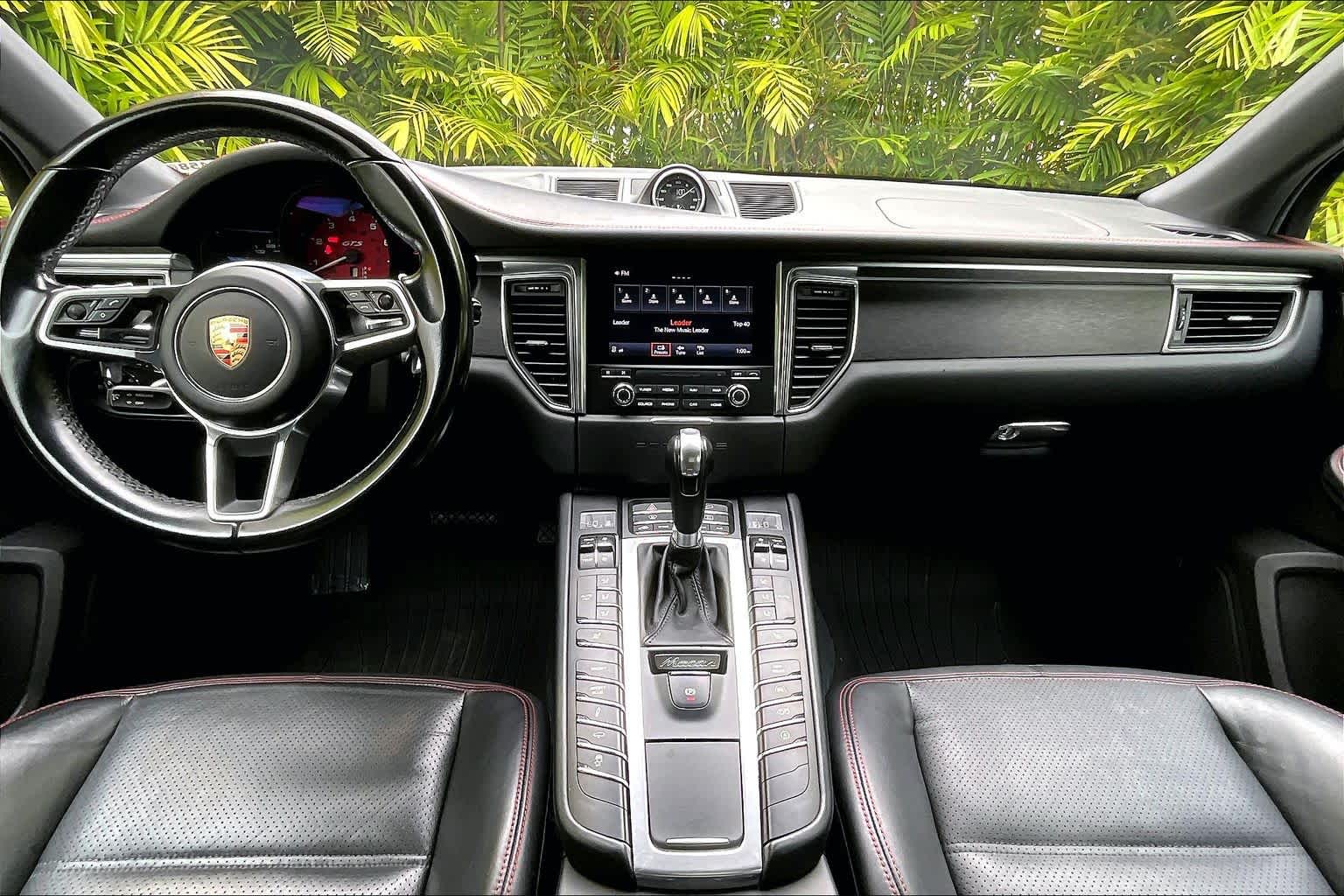 Thumbnail: 2017 Porsche Macan - 11