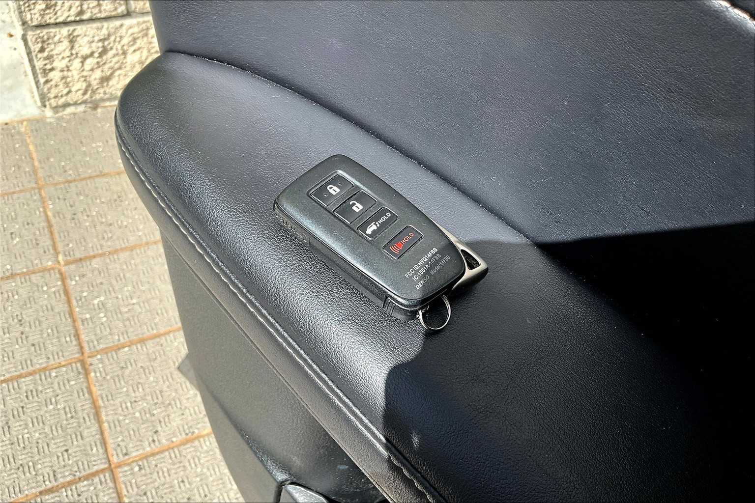 Thumbnail: 2018 Lexus RX - 20