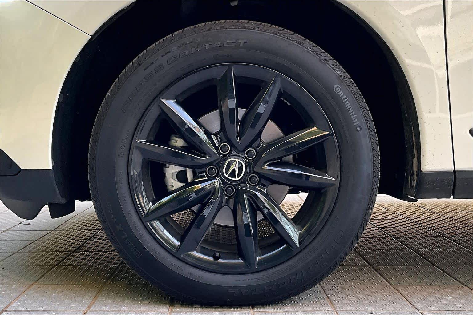 Thumbnail: 2025 Acura RDX - 8