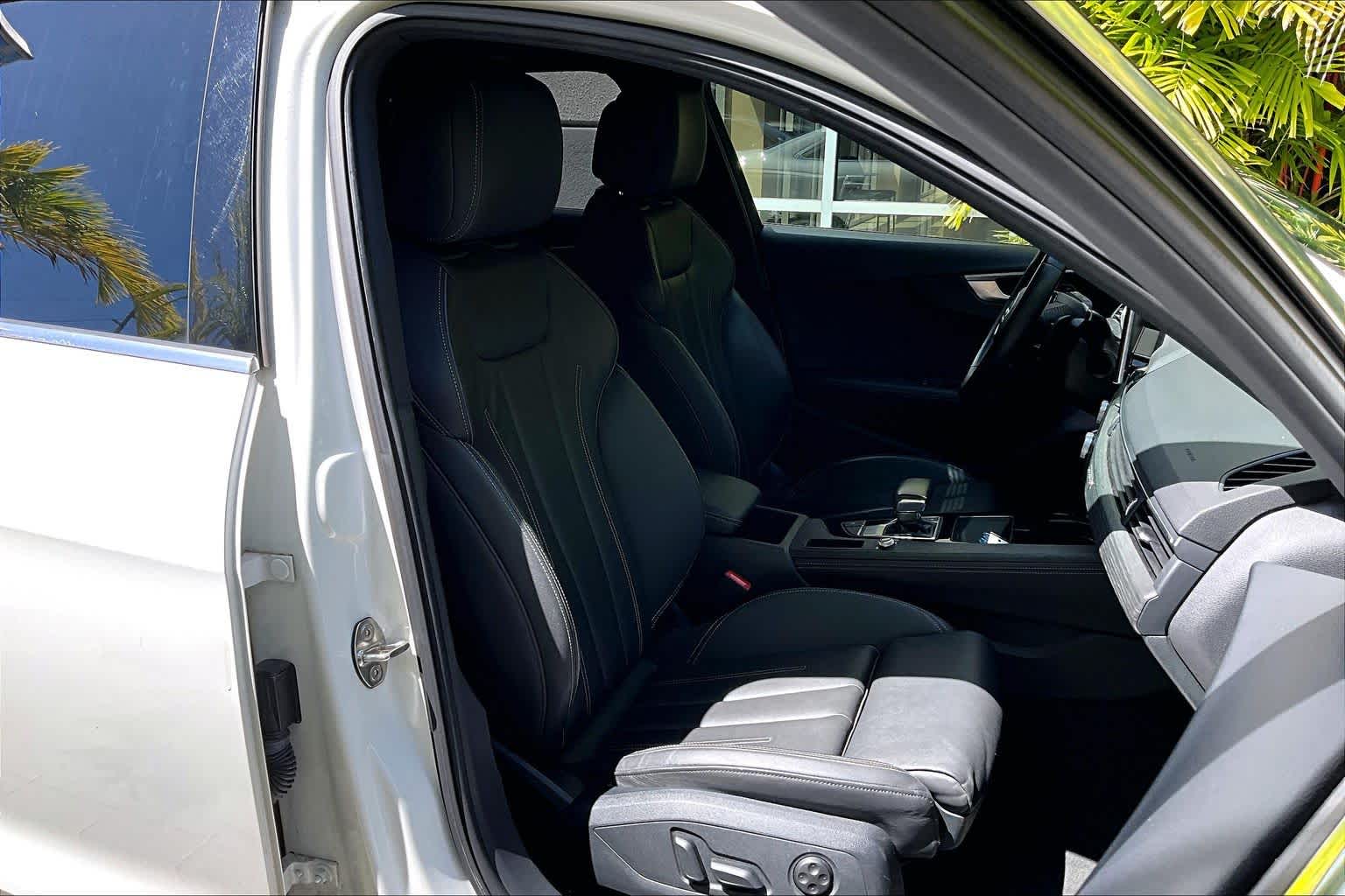 Thumbnail: 2022 Audi A4 - 14