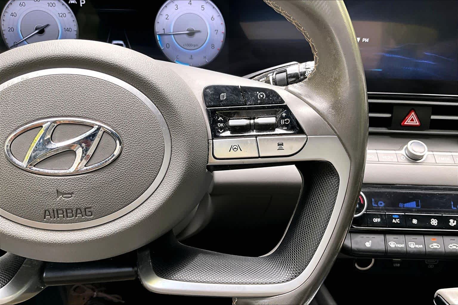 Thumbnail: 2023 Hyundai Elantra - 26