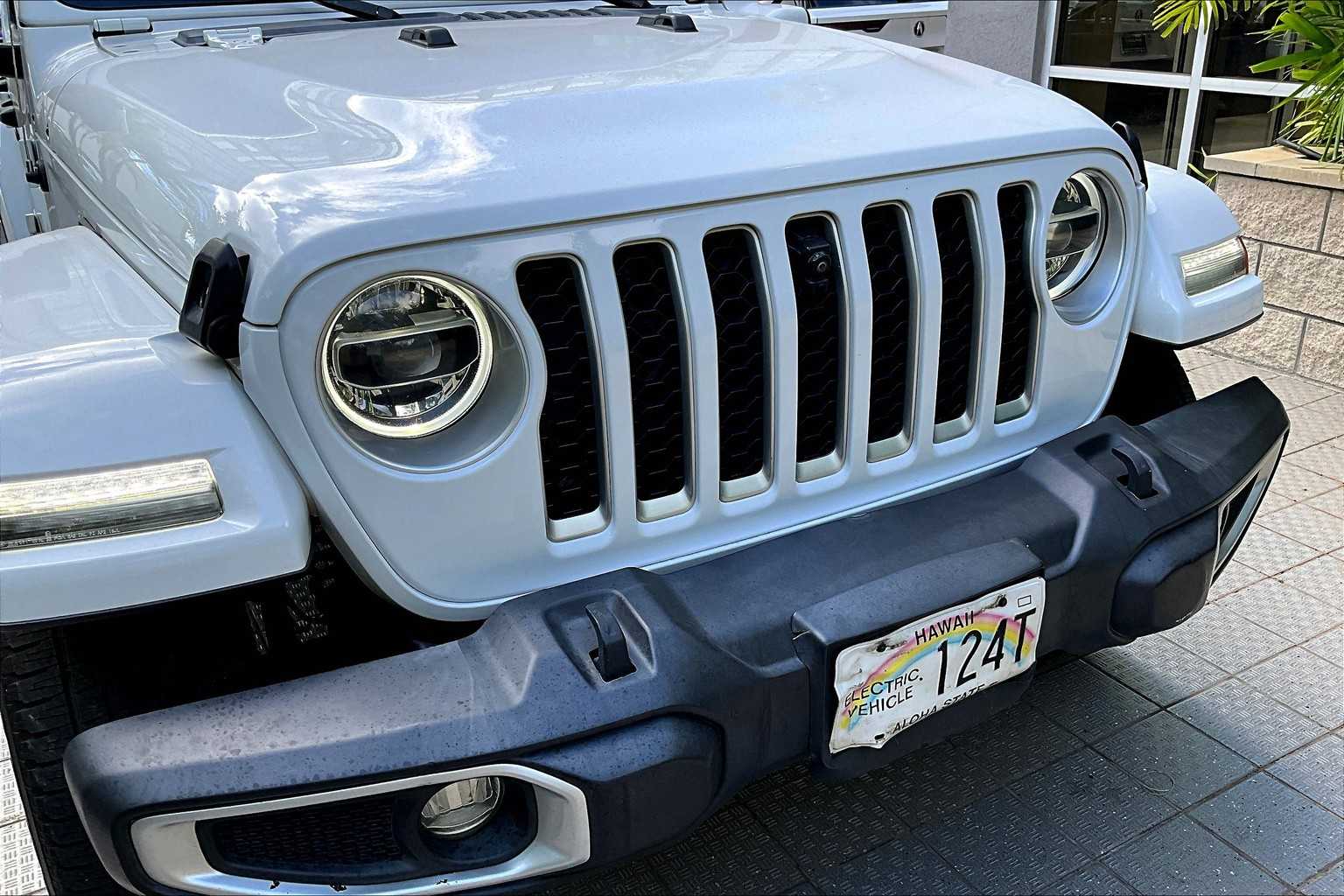 Thumbnail: 2021 Jeep Wrangler - 34