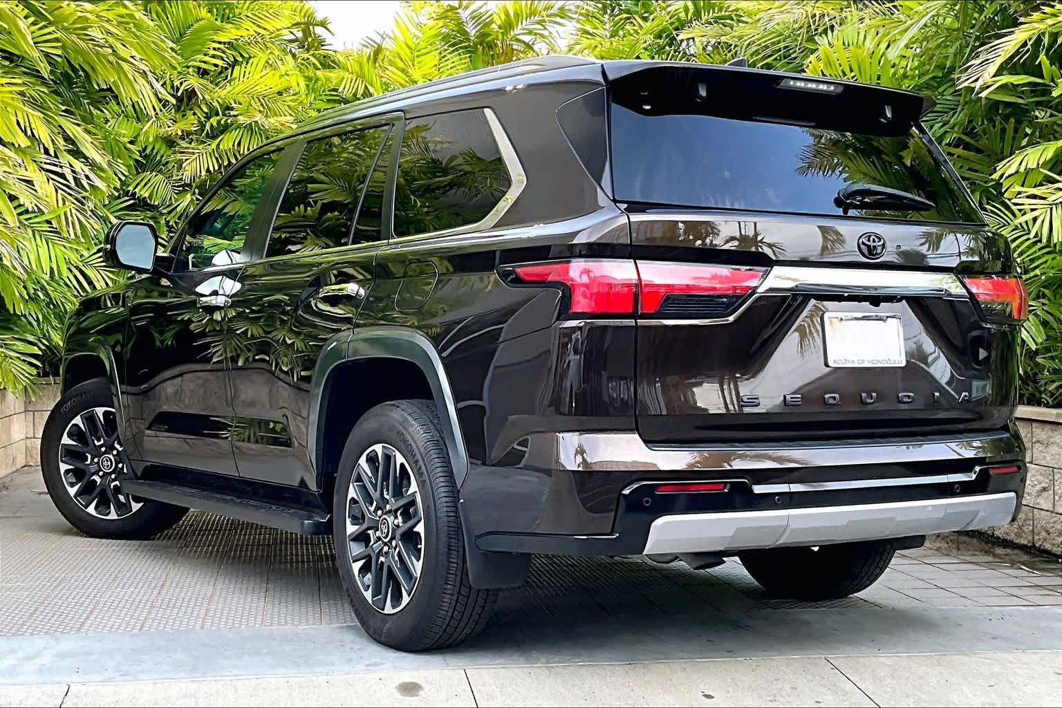 Thumbnail: 2024 Toyota Sequoia - 5