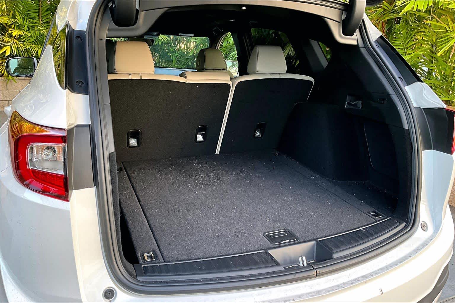 Thumbnail: 2025 Acura RDX - 18