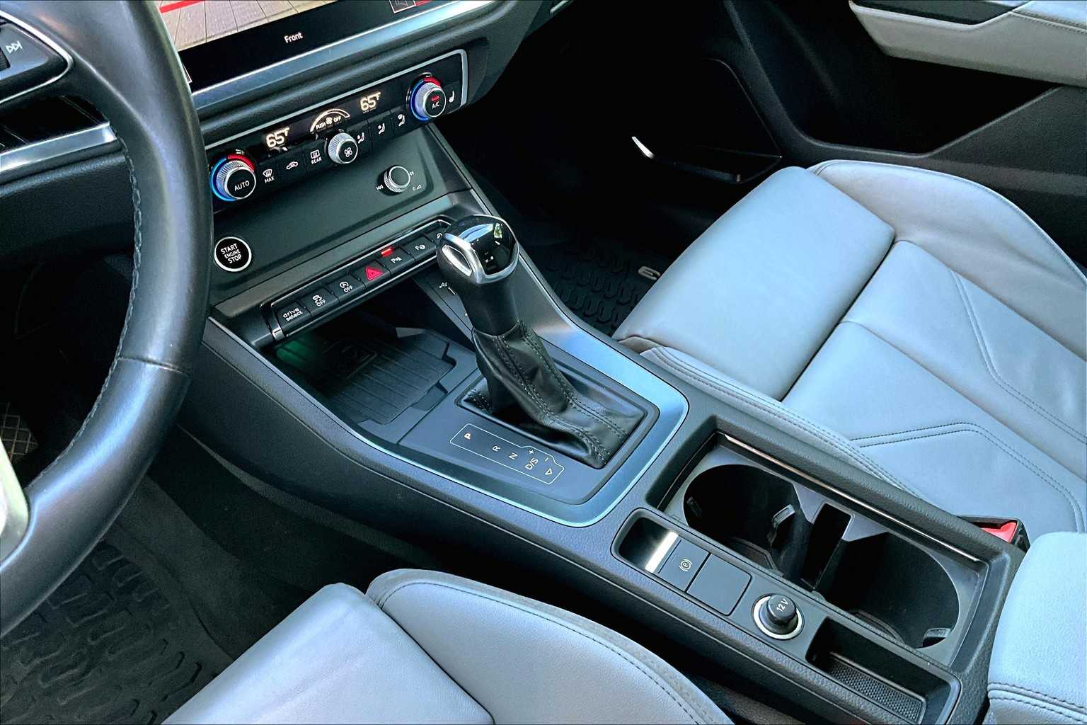 Thumbnail: 2021 Audi Q3 - 17