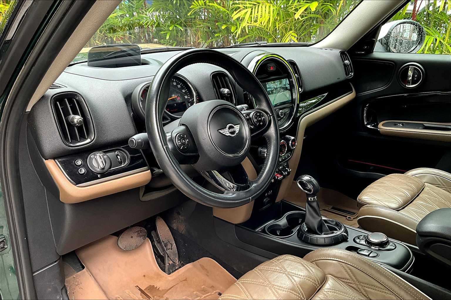 Thumbnail: 2017 MINI Cooper Countryman - 3