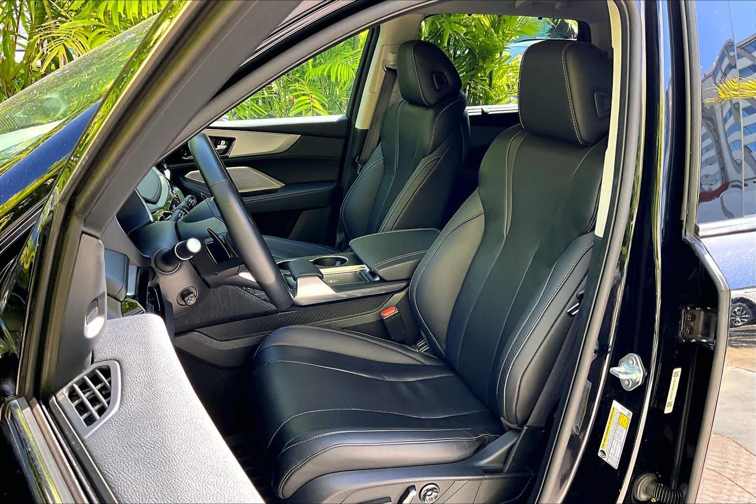 Thumbnail: 2023 Acura MDX - 12