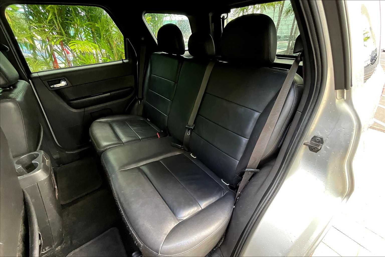 Thumbnail: 2010 Ford Escape - 30