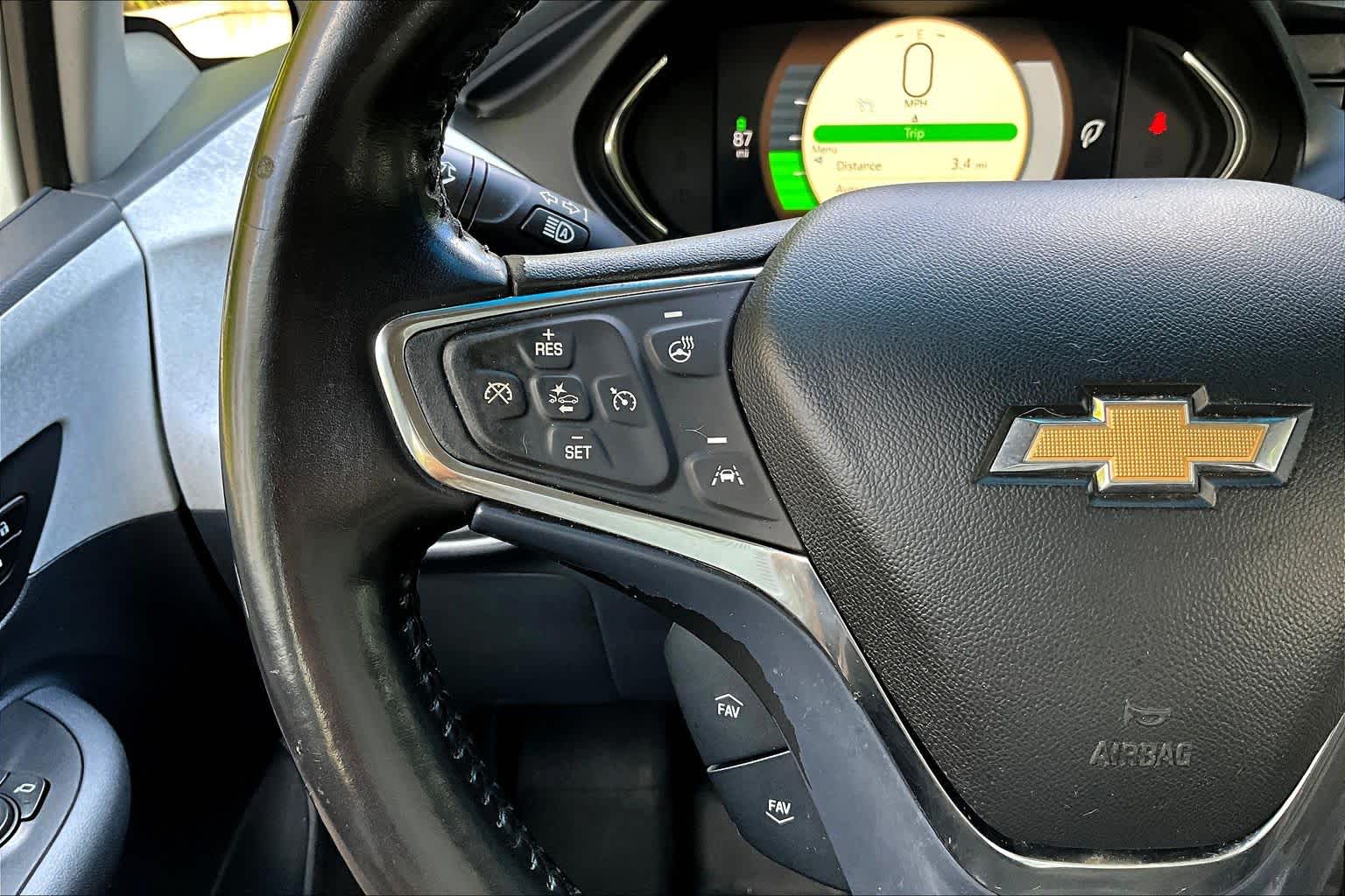 Thumbnail: 2021 Chevrolet Bolt EV - 19