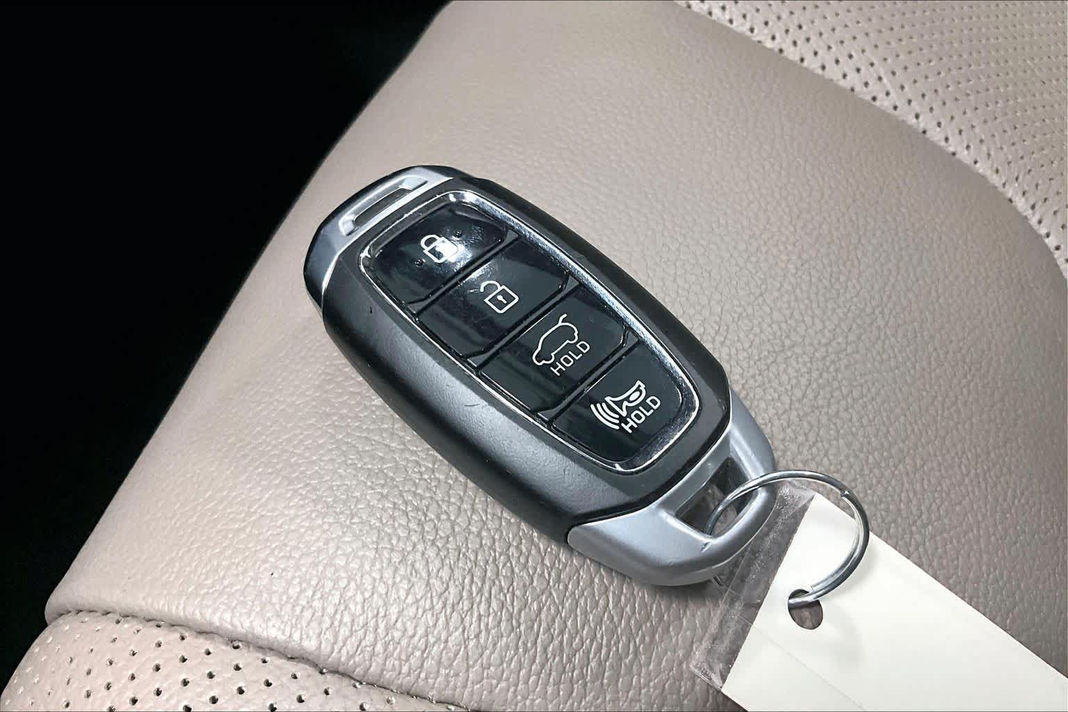 Thumbnail: 2020 Hyundai Santa Fe - 17